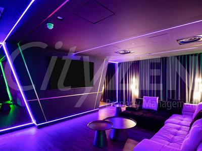 RESIDENTS BAR/KARAOKE ROOM